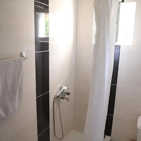 Smestaj U Novoj Varosi, Zlatar